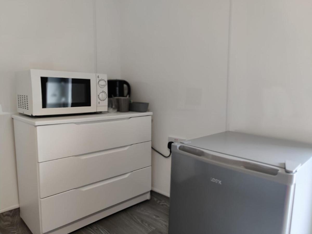 Double Ensuite Rooms Swansea Exterior foto
