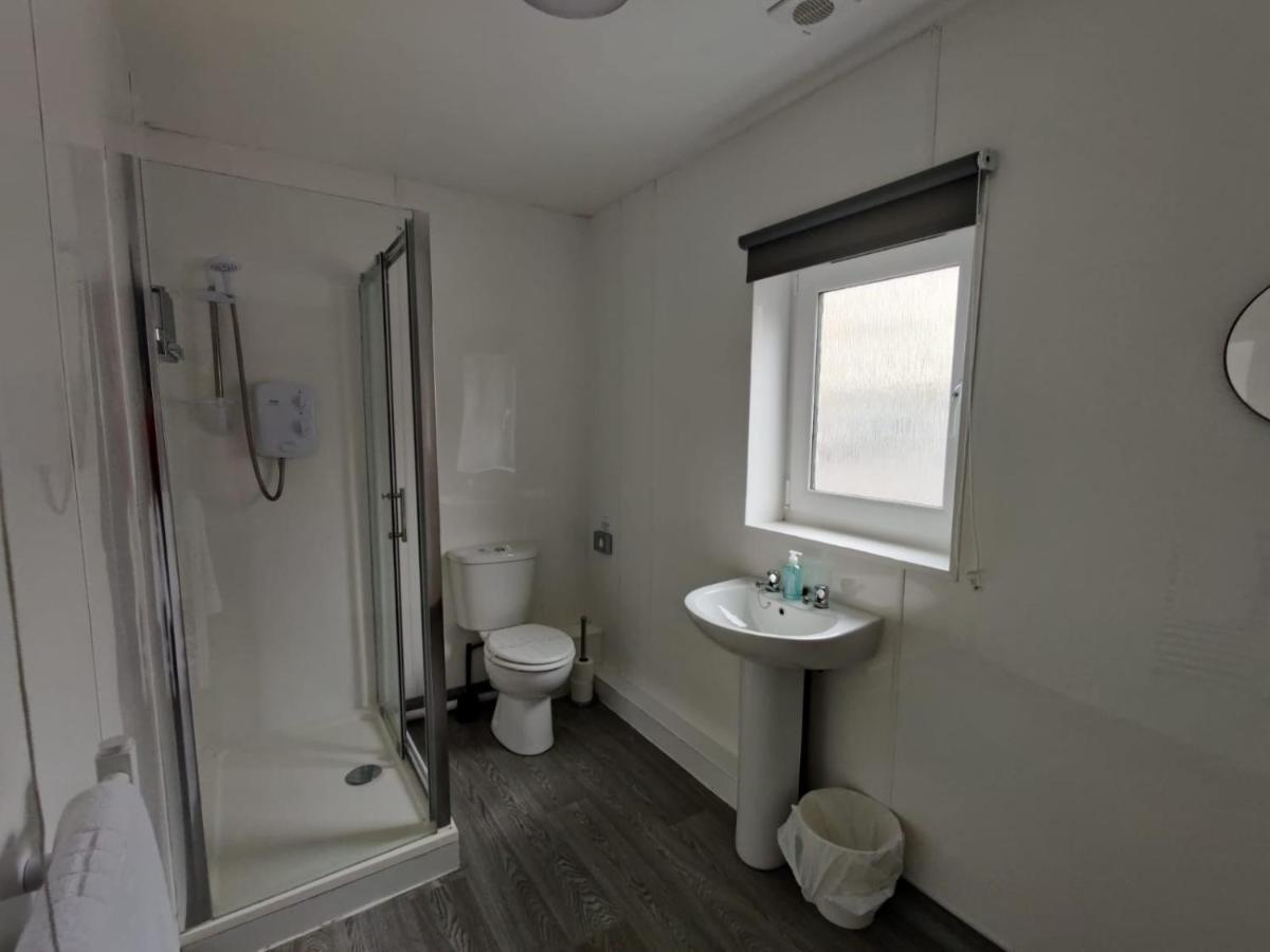 Double Ensuite Rooms Swansea Exterior foto